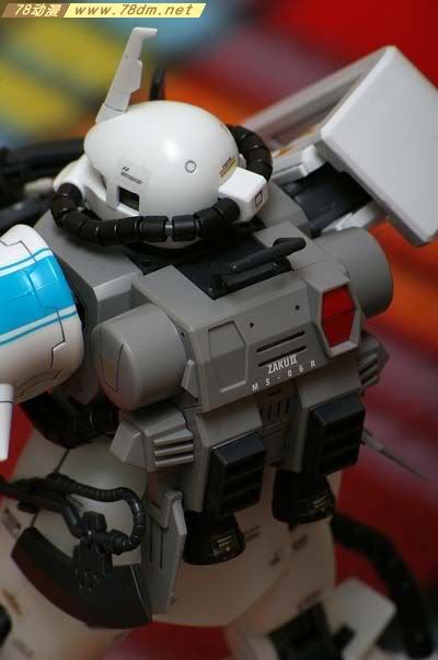 MG系列高达模型介绍 MS-06R-1A Zaku II v2.0 (S.Matsunaga)白狼