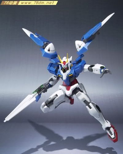 ROBOT魂系列玩具介绍 001 GN-0000 00高达