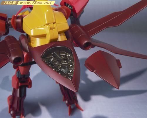 ROBOT魂系列玩具介绍 006 反叛的鲁鲁修 红莲可翔式