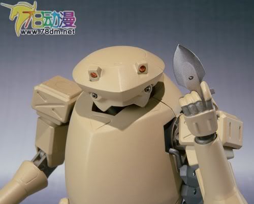 ROBOT魂系列玩具介绍 036 サベージ (サンドカラー)