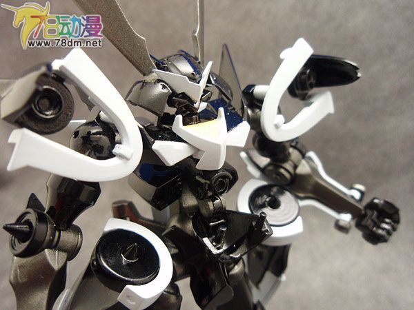 ROBOT魂系列玩具介绍 048 须佐之男