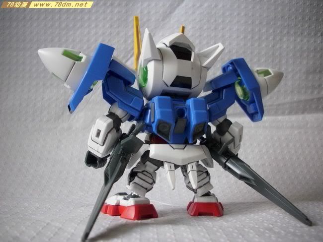 SD高达系列模型 BB战士系列 Double O Gundam