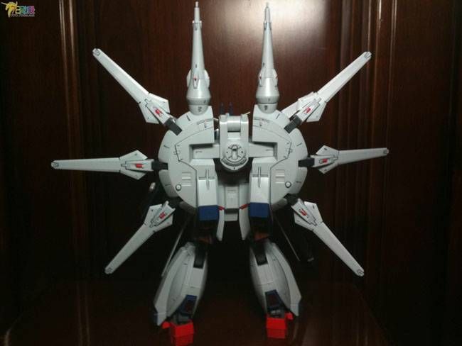 高达Seed/Destiny TV系列模型介绍 ZGMF-X666S 传奇高达