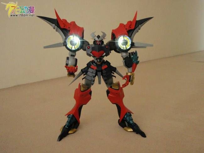 机战OG寿屋拼装模型 DGG-XM1 Dygenguar 武神装攻 大曾迦