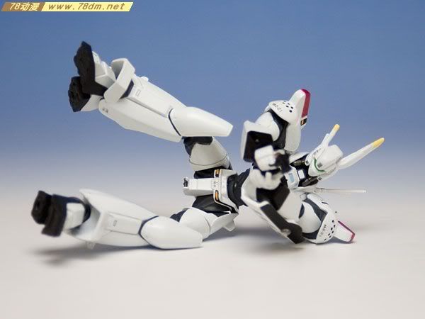 海洋堂 转轮科技 山口式 010号 英格伦1号机（イングラム1号機）