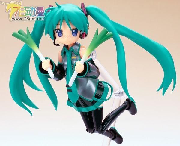 FIGMA可动人偶系列玩具 035 幸运星 柊镜 COS初音版