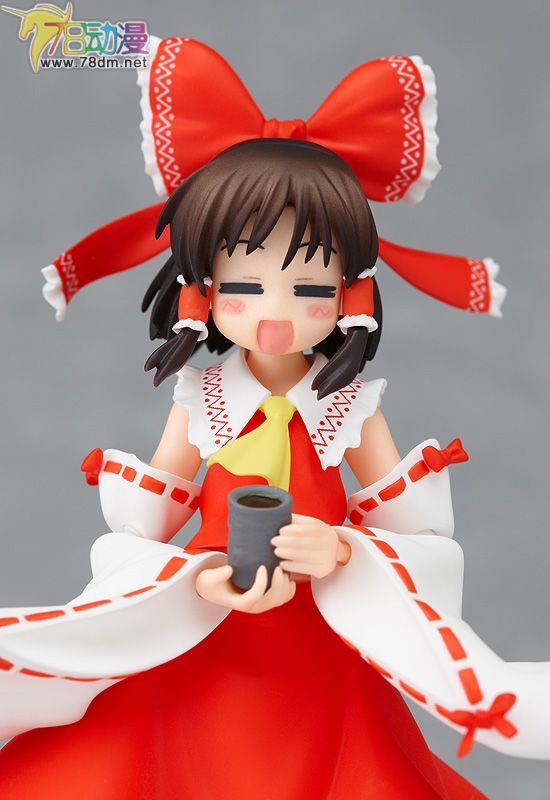 FIGMA可动人偶系列玩具 055 博丽灵梦