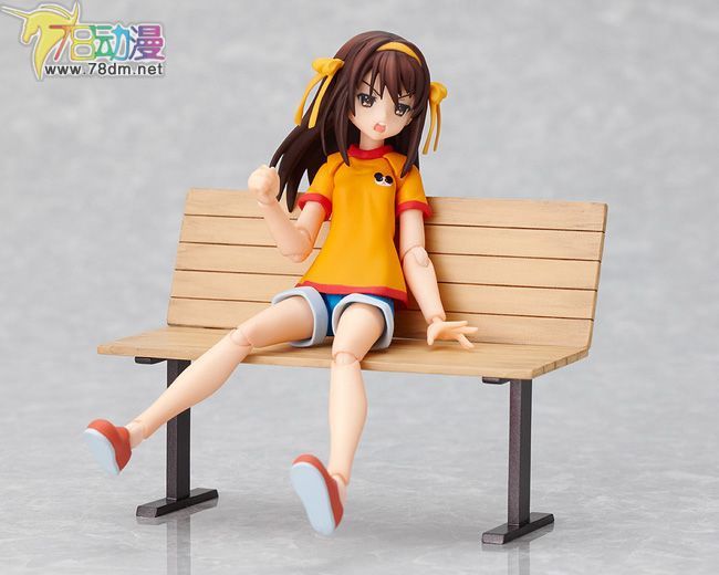 FIGMA可动人偶系列玩具 070 凉宫春日 中学生版