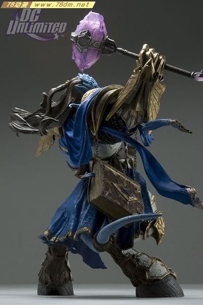 魔兽世界周边专区 魔兽世界人偶 魔兽世界手办 DC漫画 第二代 德莱尼圣骑士VINDICATOR MARRAD(大模型)
