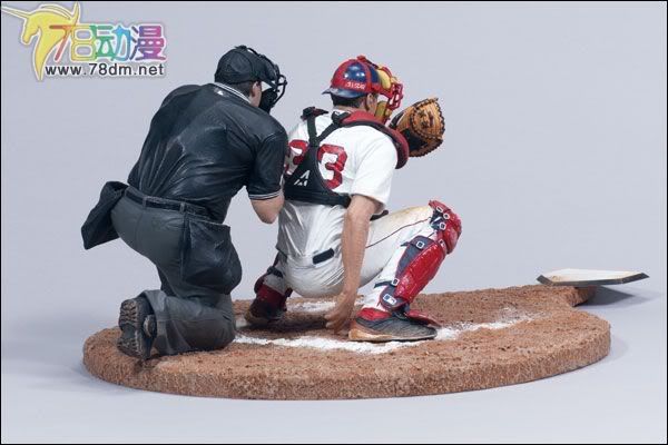 麦克法兰系列玩具 MLB职业棒球系列 MLB HOMEPLATE DIORAMA: JASON VARITEK AND UMPIRE