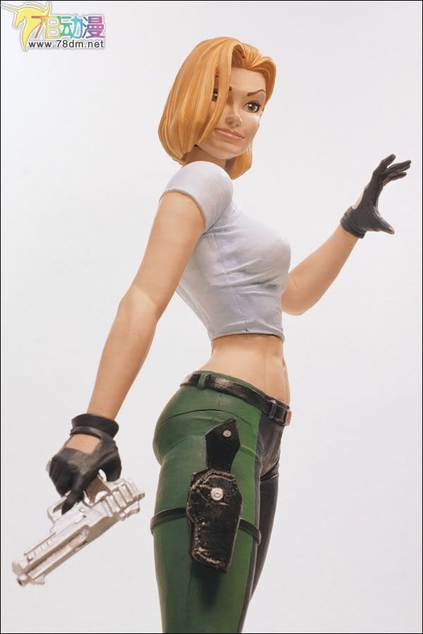 麦克法兰系列玩具 漫画系列 DANGER GIRL ABBEY CHASE