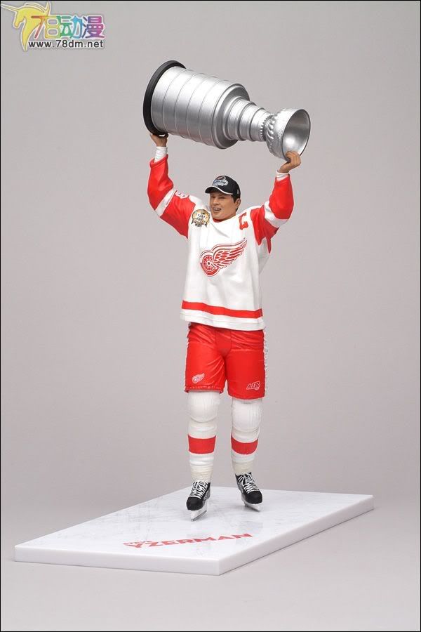 麦克法兰系列玩具 NHL美国冰球联赛系列 12寸NHL系列第2代 12-INCH STEVE YZERMAN 2