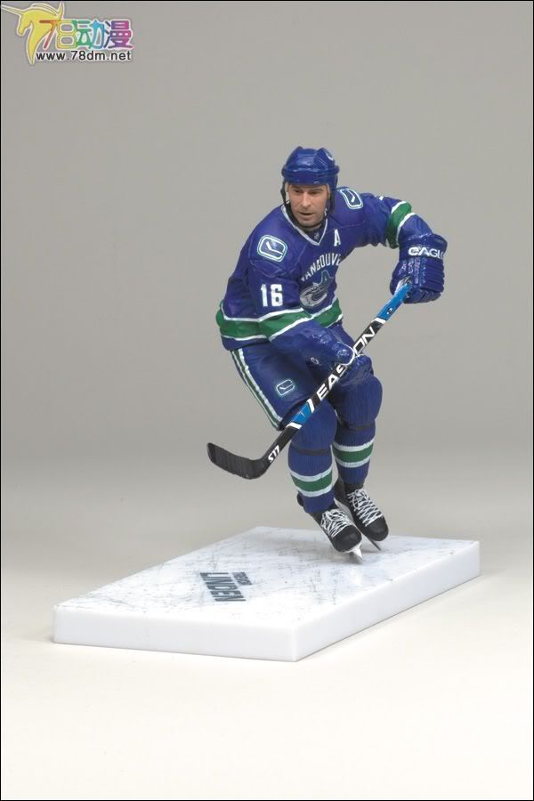 麦克法兰系列玩具 NHL美国冰球联赛系列 TREVOR LINDEN (VANCOUVER CANUCKS EXCLUSIVE)
