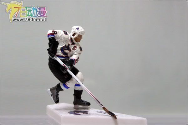 麦克法兰系列玩具 NHL美国冰球联赛系列 3寸NHL系列第4代 MARKUS NASLUND