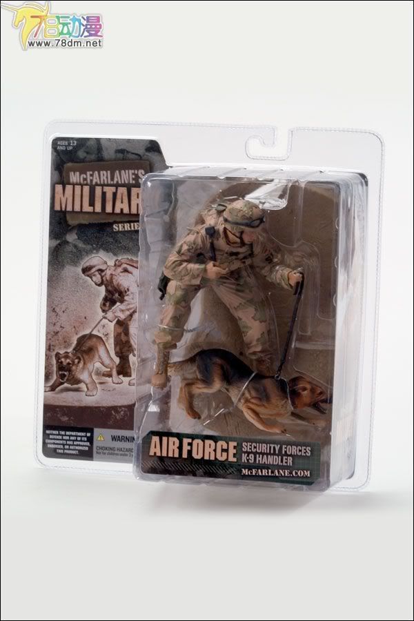 麦克法兰系列玩具 兵人系列 麦克法兰兵人 第三代 AIR FORCE SECURITY FORCES K-9 HANDLER  空军安全部队K-9操作员