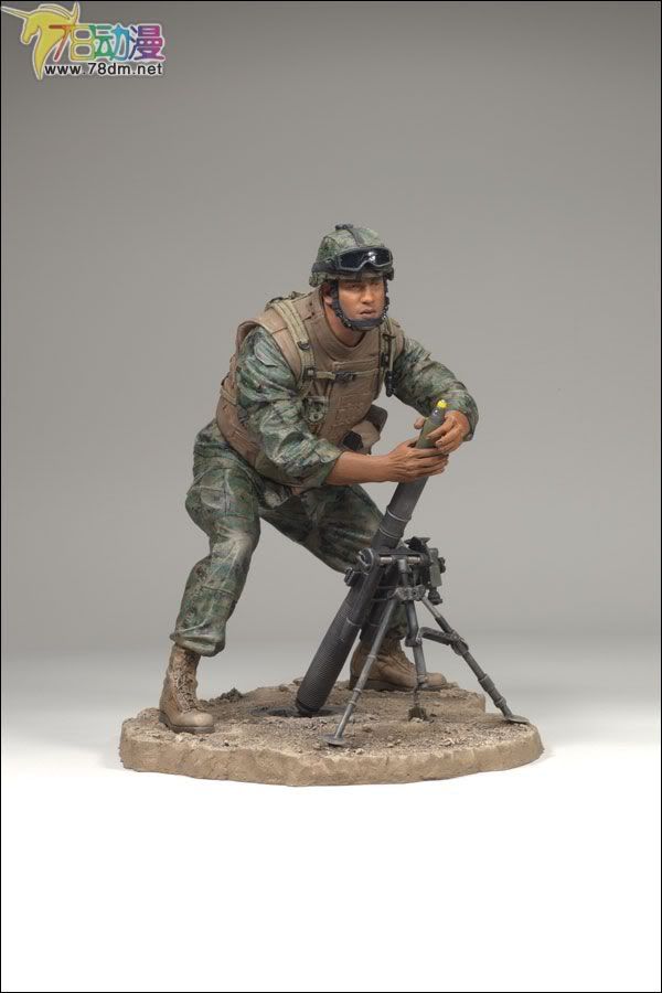 麦克法兰系列玩具 兵人系列 麦克法兰兵人 第6代 MARINE MORTAR LOADER 海军陆战队迫击炮手
