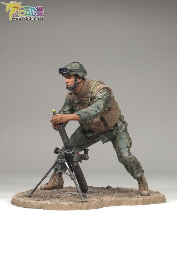麦克法兰系列玩具 兵人系列 麦克法兰兵人 第6代 MARINE MORTAR LOADER 海军陆战队迫击炮手