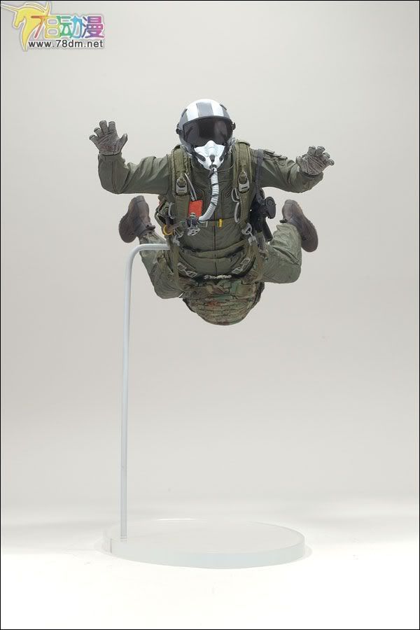 麦克法兰系列玩具 兵人系列 麦克法兰兵人 第7代 AIR FORCE HALO JUMPER  美国空军伞兵