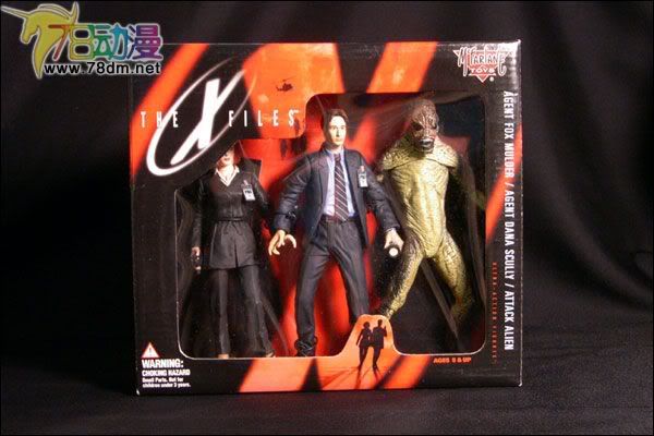 麦克法兰系列玩具 电影系列的俱乐部版、特别版、重涂版等玩具 THE X-FILES 3-PACK X档案 三人套装