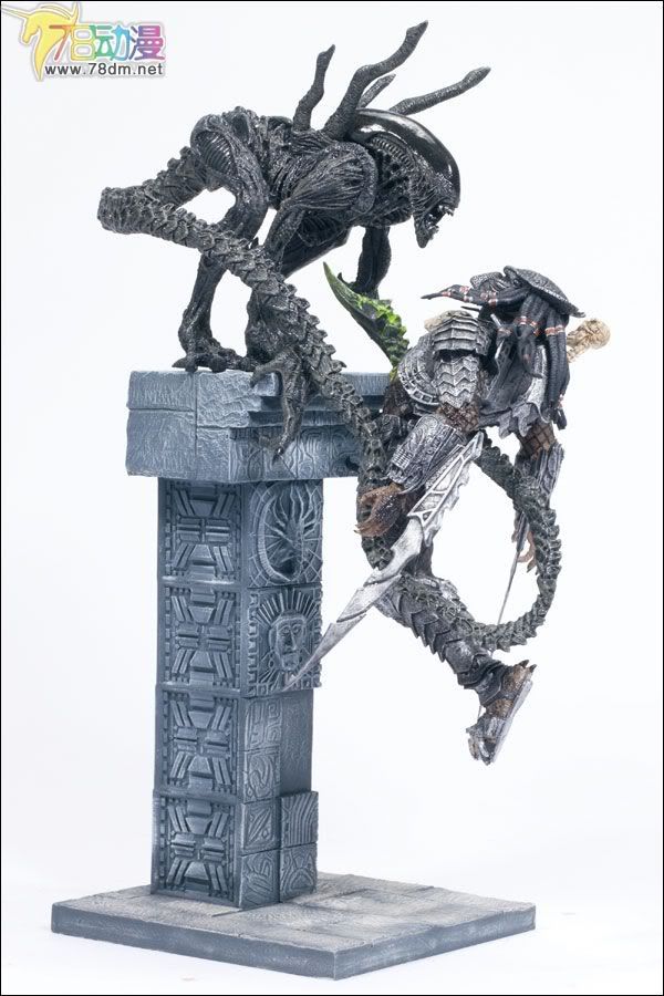麦克法兰系列玩具 电影系列 异形大战铁血战士 第2部 ALIEN ATTACKS PREDATOR 异形攻击铁血战士形