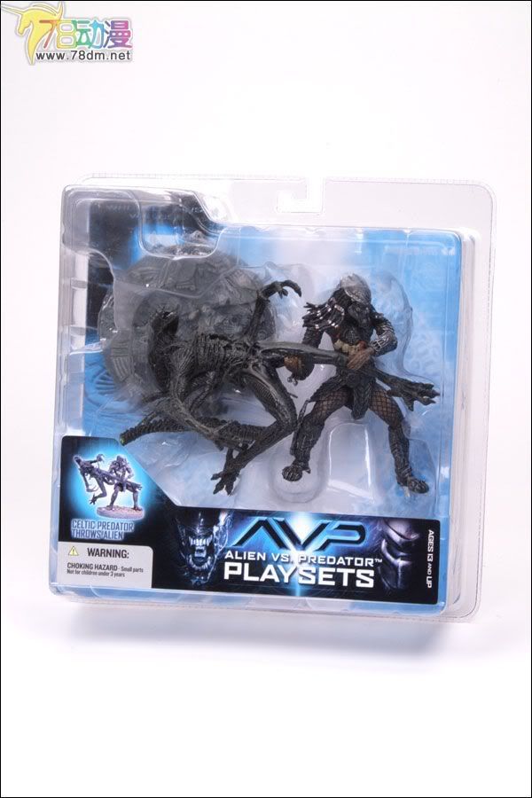 麦克法兰系列玩具 电影系列 异形大战铁血战士 第2部 CELTIC PREDATOR THROWS ALIEN  铁血战士怒摔异形