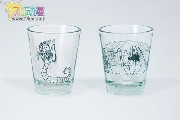 麦克法兰系列玩具 电影系列 僵尸新娘典藏版 SHOT GLASS 2-PACK: MAGGOT & BLACK WIDOW 玻璃杯
