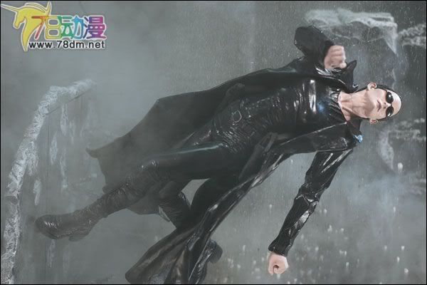 麦克法兰影视系列 黑客帝国 崔妮蒂