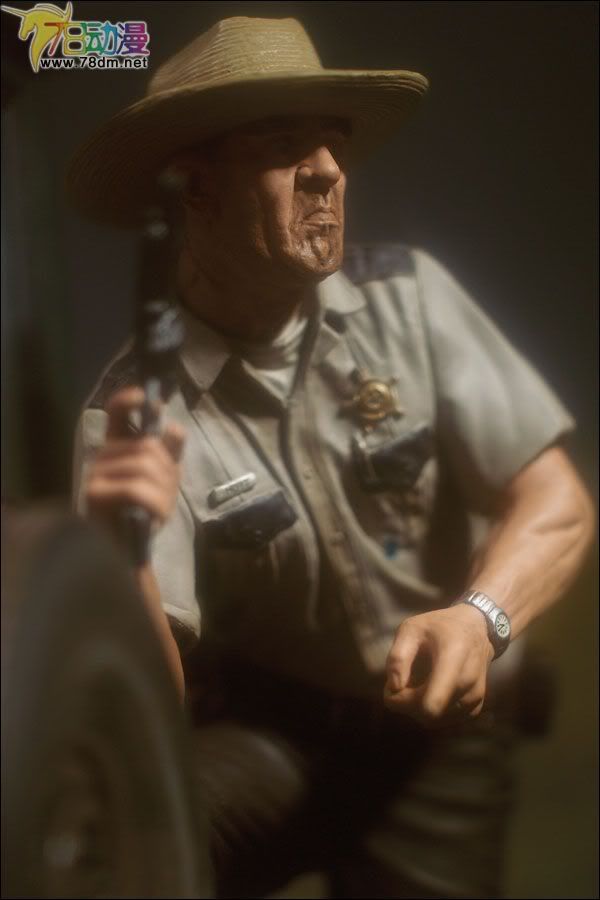 麦克法兰系列玩具 电影发狂系列 MM系列 第7代 SHERIFF HOYT(霍伊特治安官) 