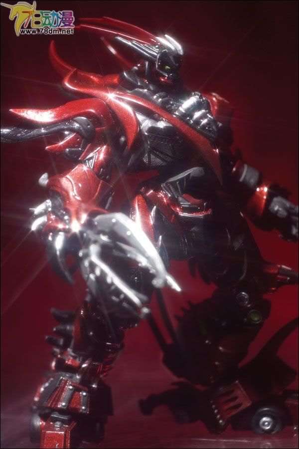 麦克法兰系列玩具 再生侠系列 第二十八代 CYBER SPAWN 2 异度再生侠 2