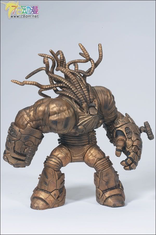 麦克法兰系列玩具 再生侠系列 SERIES 12: THE CREECH REPAINT  12代绿魔重涂