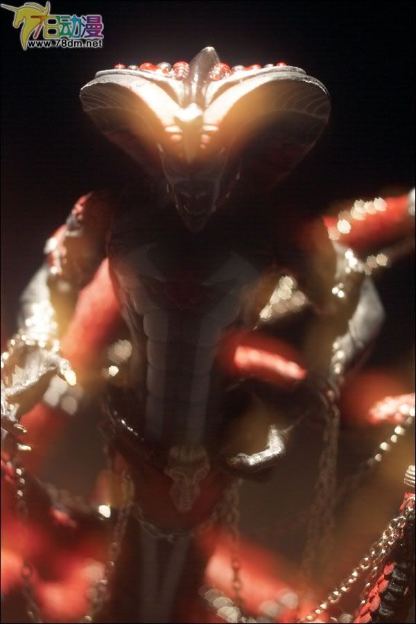 麦克法兰系列玩具 再生侠系列 再生侠重生系列第3代 VIPER KING 蛇王
