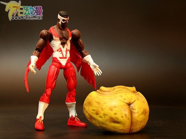 Marvel Legends Series 14 Mojo Series 惊奇漫画传奇系列可动玩具 第14代 Falcon 猎鹰