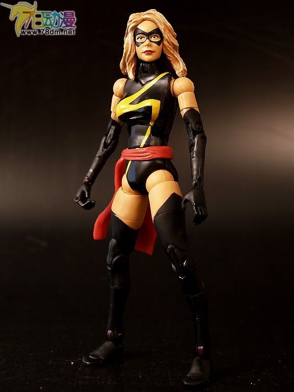 Marvel Legends Giant Man Series  惊奇漫画传奇系列可动玩具 沃尔玛版 Ms Marvel \ Warbird 神奇女士