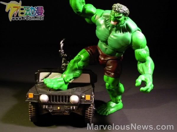 绿巨人电影版可动系列玩具 第1代 Smash & Crush Hulk w/ Military Truck 砸车浩克