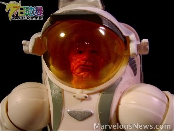 神奇四侠电影版1可动系列玩具 6寸系列第4代 Astronaut Ben Grimm 宇航员石头人