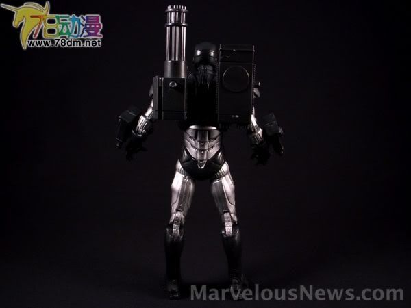 Iron Man (Movie) Wave 1 钢铁侠电影版第1代 钢铁侠 黑色概念装甲限定版