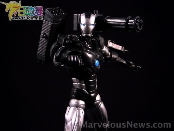 Iron Man (Movie) Wave 1 钢铁侠电影版第1代 钢铁侠 黑色概念装甲限定版