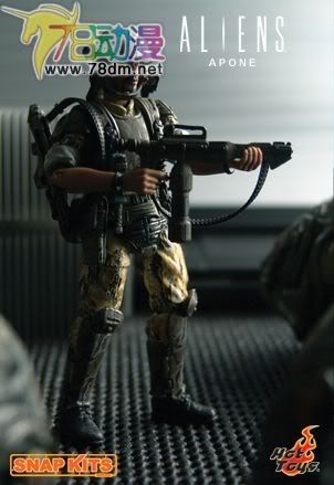 HOT TOYS 美系玩具专区 ALIENS 异形2 异形与陆战队员套装
