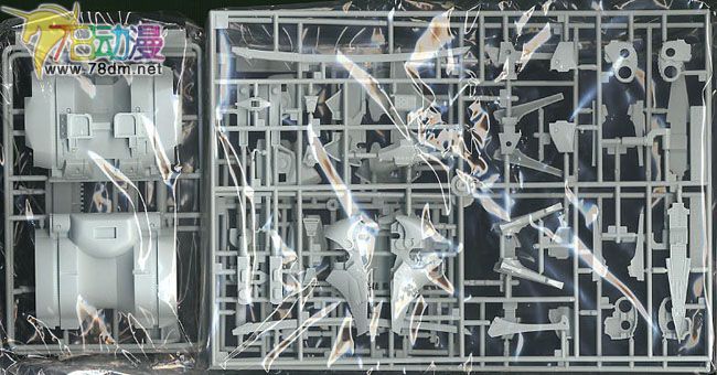 WAVE拼装模型 FSS 五星物语 05 飞行全装备雷德幻像