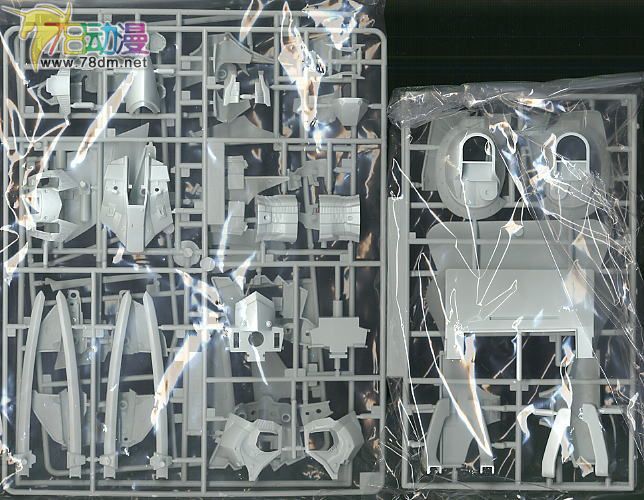 WAVE拼装模型 FSS 五星物语 05 飞行全装备雷德幻像
