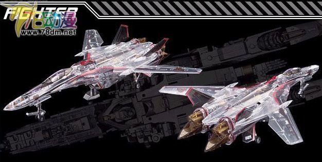 万代拼装模型 太空堡垒 超时空要塞 VF-25F 河森正治监修透明限定版