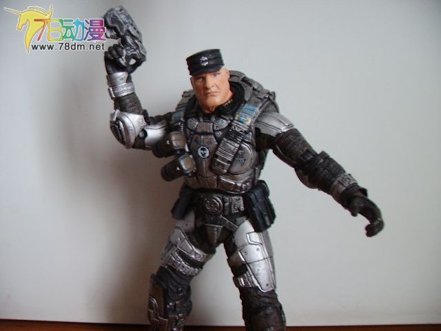 NECA玩具 战争机器2 7寸 Colonel Victor Hoffman