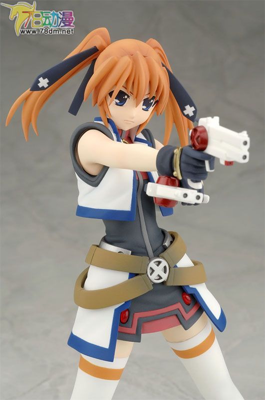 美少女PVC专区 movic 模型玩具 高町奈叶