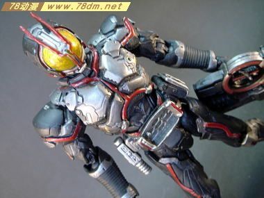 78动漫模型玩具网 假面骑士专区假面骑士 S.I.C. VOL.29 假面骑士555 爆裂形态与机动天马
