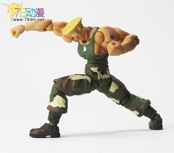 海洋堂 新品 revoltech sfo guile